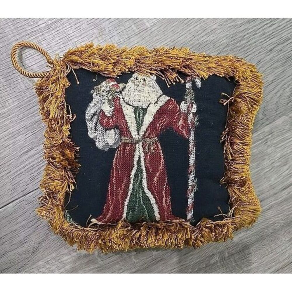 Needlepoint Old World Santa Claus 8"X8"  Gold Jacquard Christmas‎ Pillow Fringe